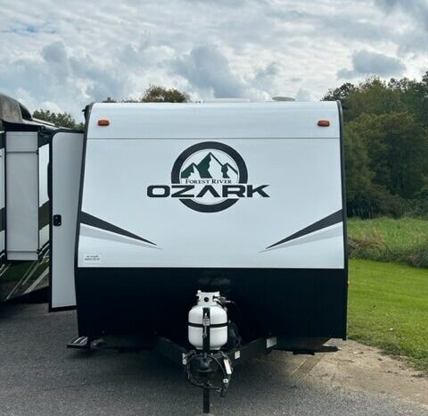 2022 Ozark 1650BHKX full